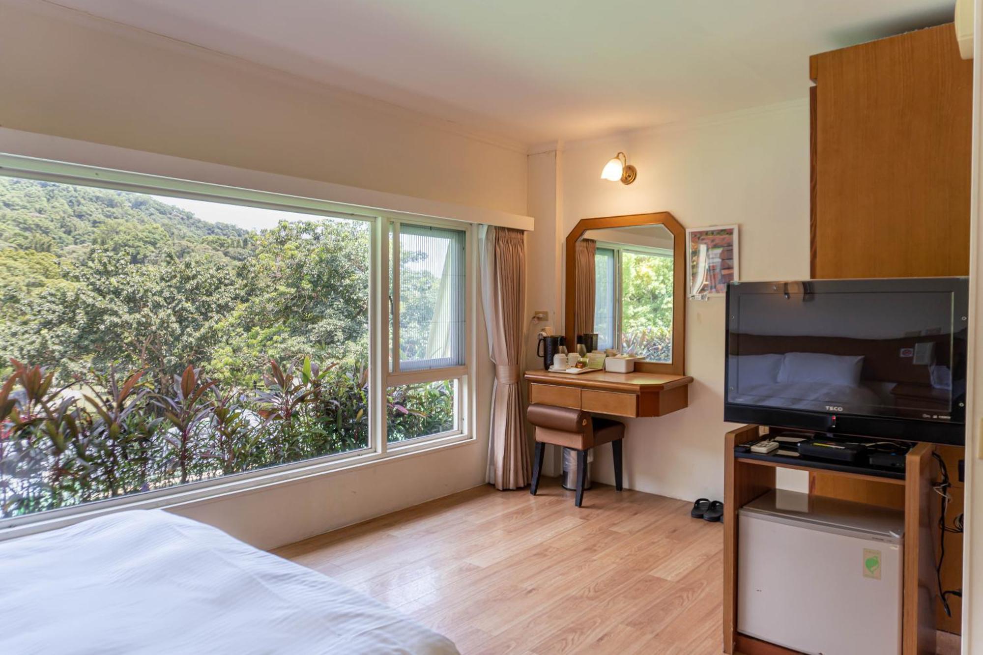 Tou-Cheng Leisure Farm Hotel Тоученг Екстериор снимка